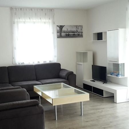 גונצבורג Ferienwohnung Hess מראה חיצוני תמונה