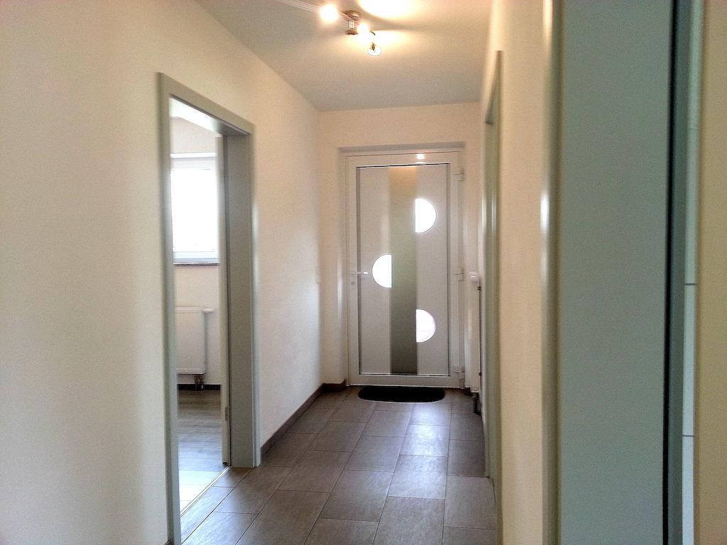 גונצבורג Ferienwohnung Hess חדר תמונה